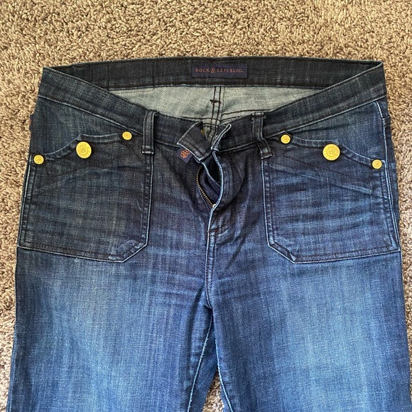 Women’s Rock and Republic boot cut jeans - Picture 3 of 7